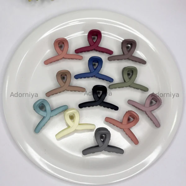 Matte Ribbon Loop Hair Claw Clip